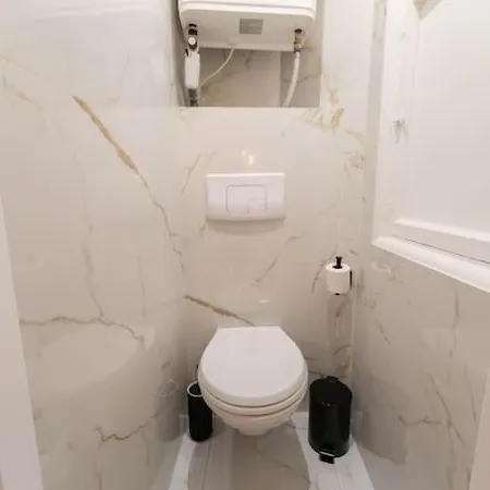 Elegant 4 Pieces Au Centre De Διαμέρισμα *